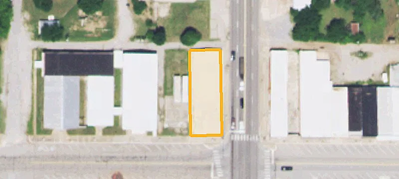 301 Oak Main Ave