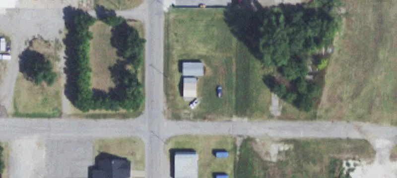 121 Burford Ave