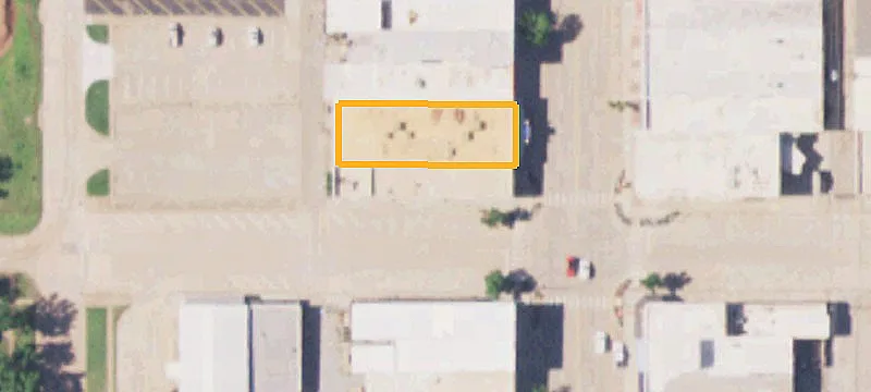 302 Main St