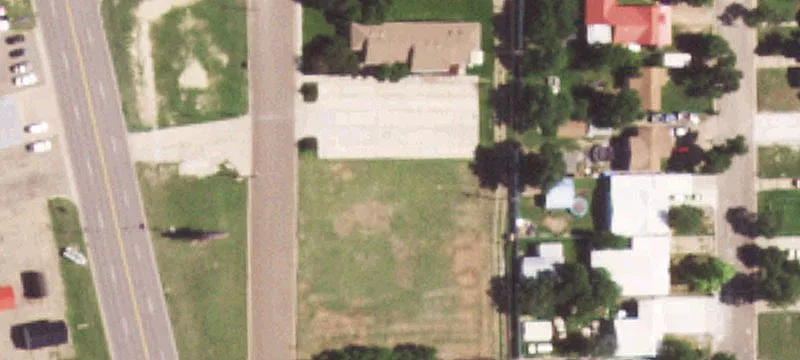 1513 Main St