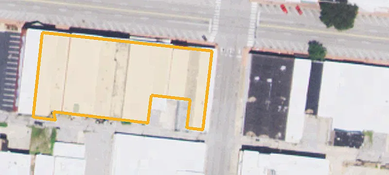 904 Main St