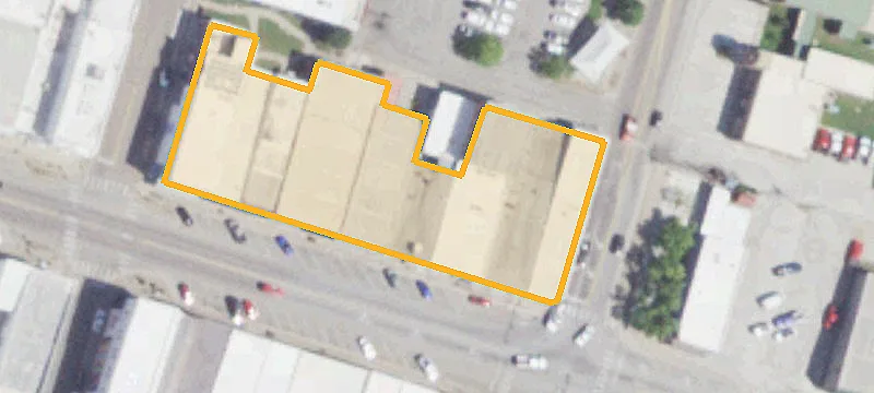 132 Main St
