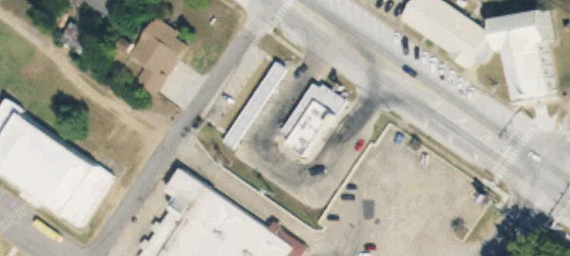 402 Main St
