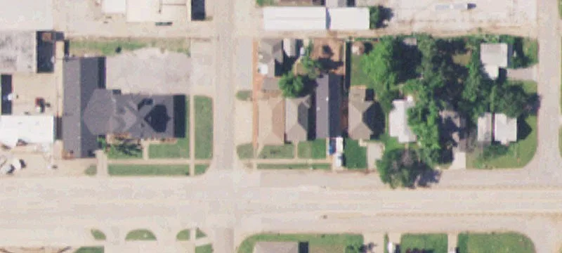101 6th St