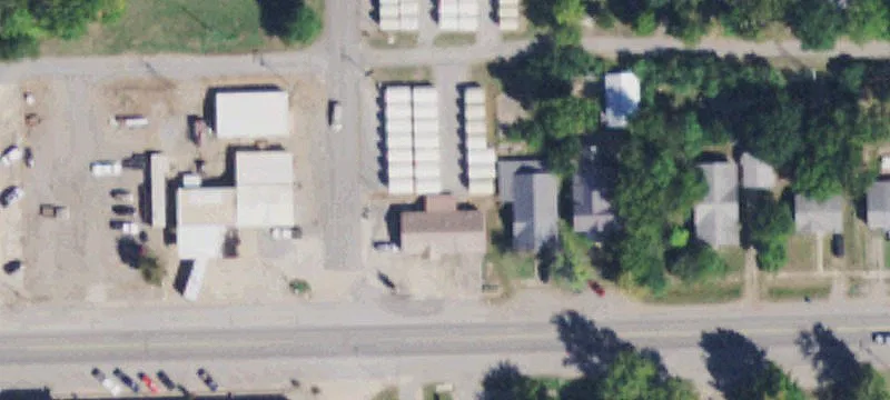 301 Main St