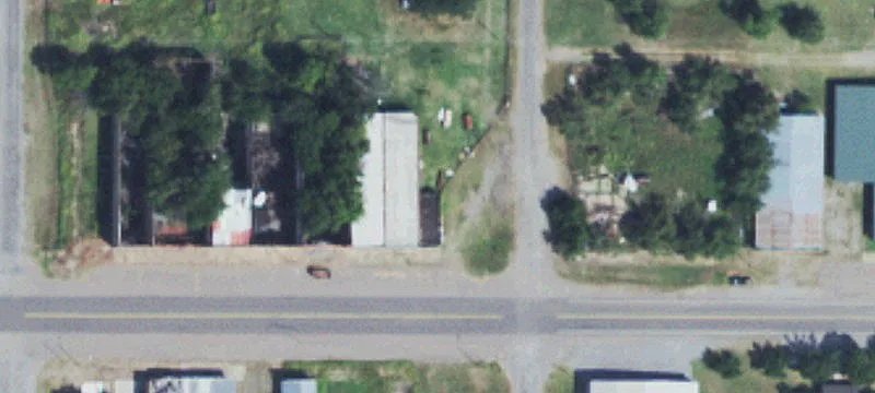 Commercial Ave