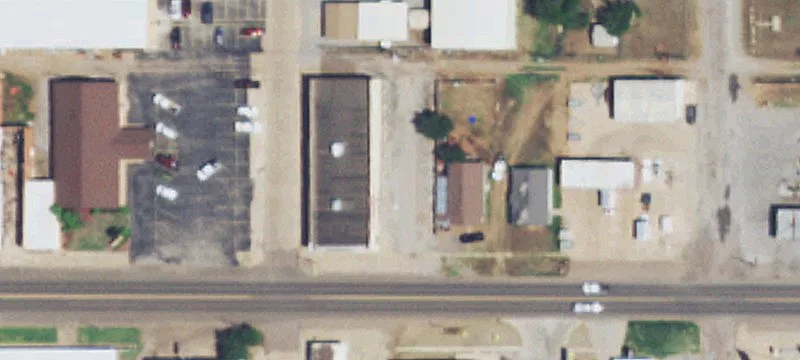 300 Broadway St