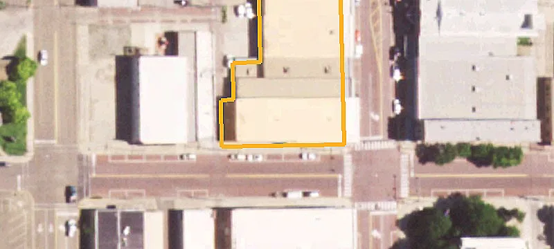 402 Main St