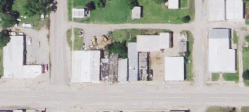 411 Main St