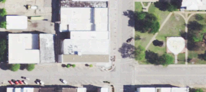 325 Main St