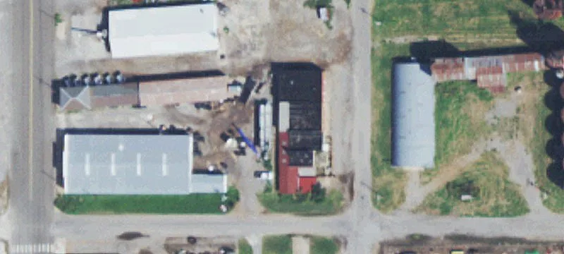 215 2nd St