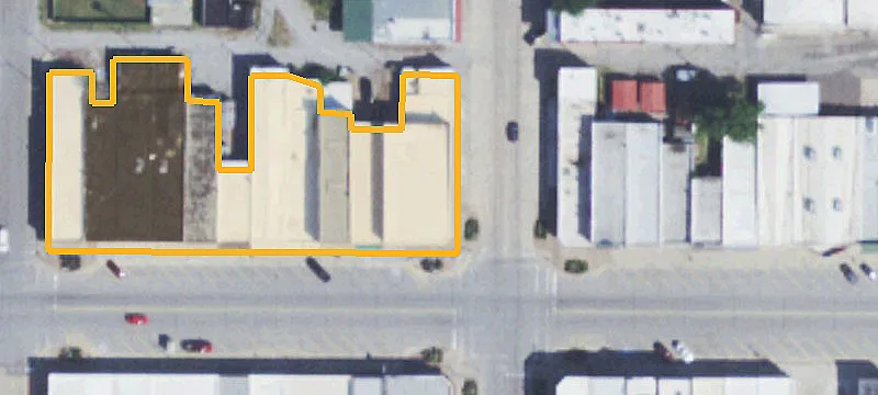100 Main St