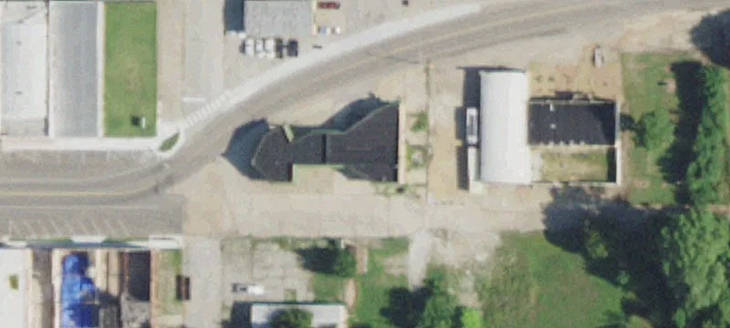411 Broadway