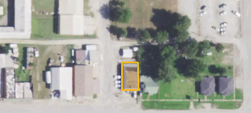 108 Edens St