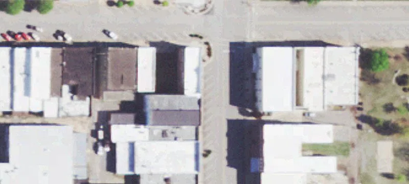 102 4th St