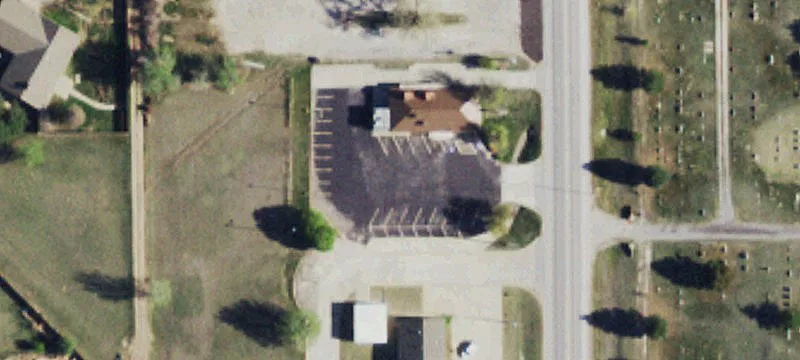 1425 Main St