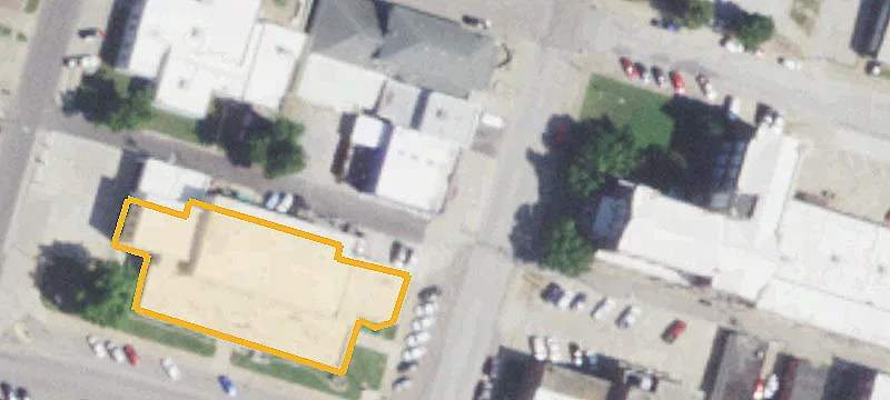 215 3rd Ave