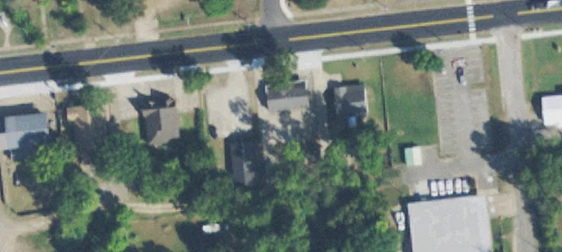 302 Main St