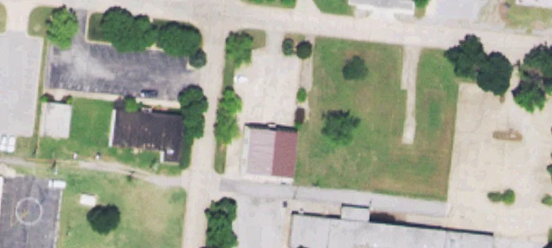 1076 Maple Ave