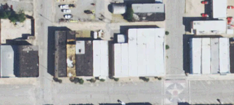 211 Grand Ave