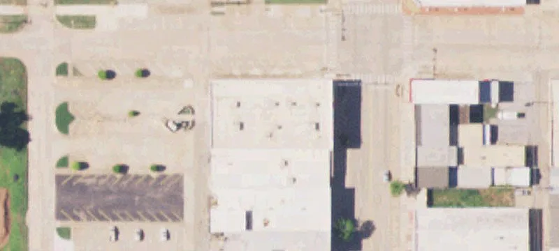 320 Main St