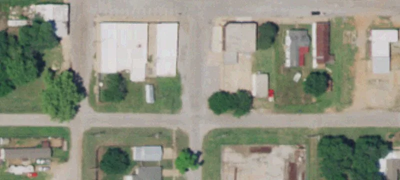 122 Sq St