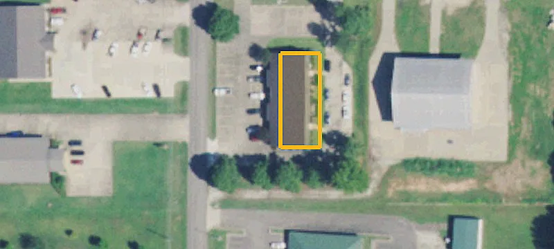 1302 Lynn Ln