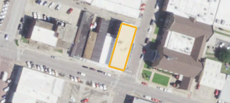 208 Evergreen St