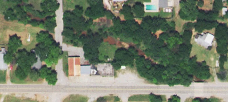 711 Oak Main Ave