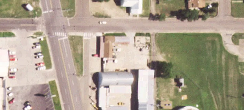 1421 Main St