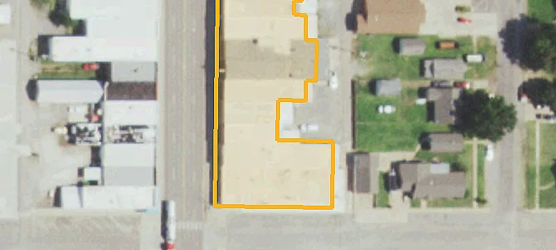 206 Main St