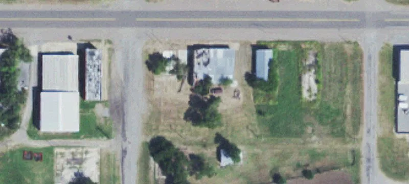 Commercial Ave