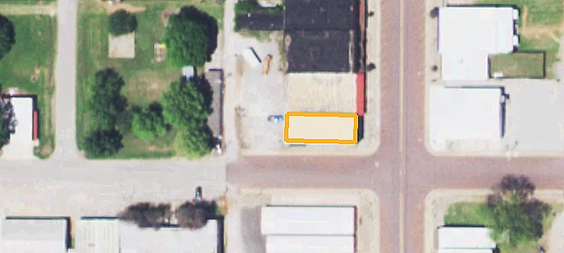124 Main St