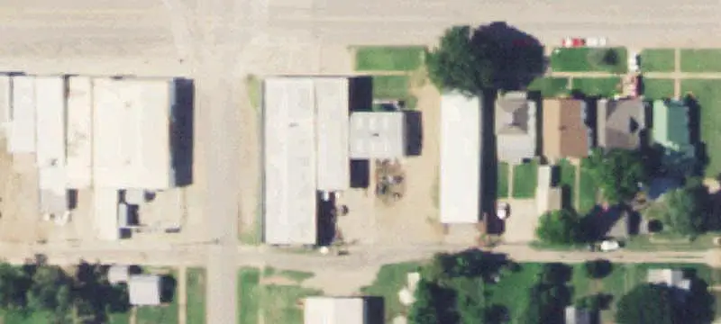 327 Barnes Ave