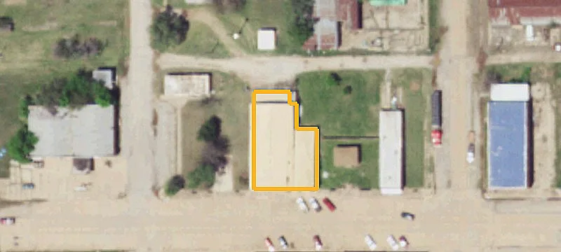 1641 Main St