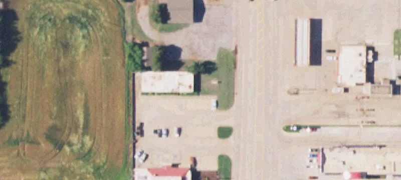 1614 Main St