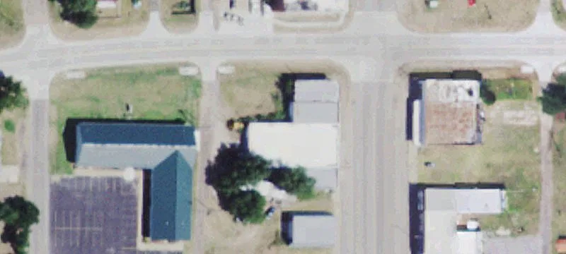 735 Main St
