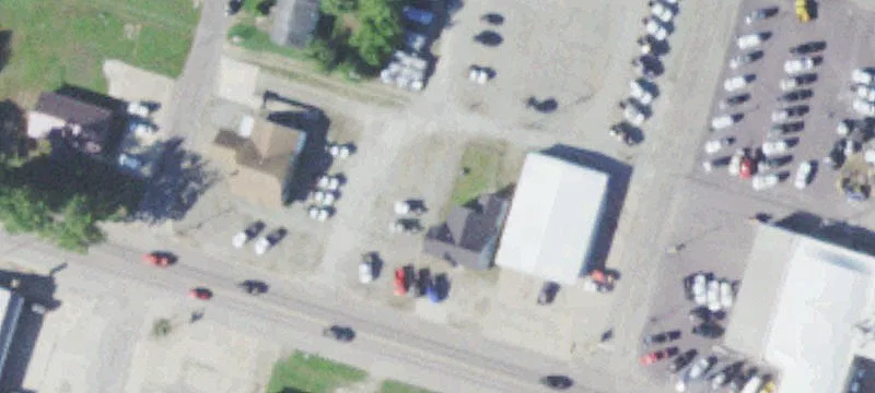 305 Main St