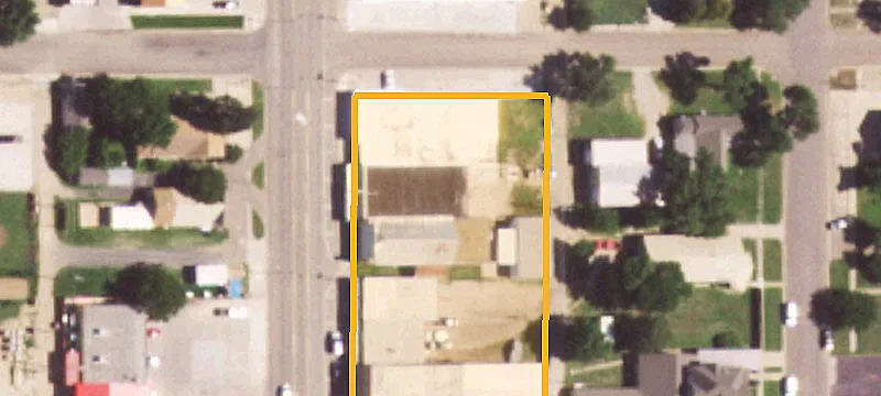715 Main St