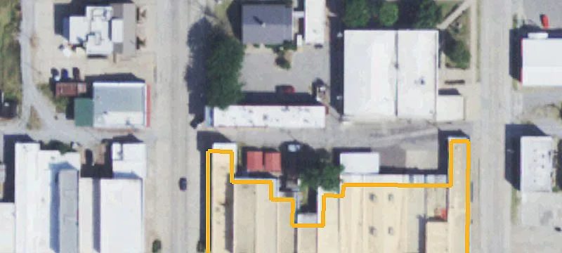 112 Noble Ave