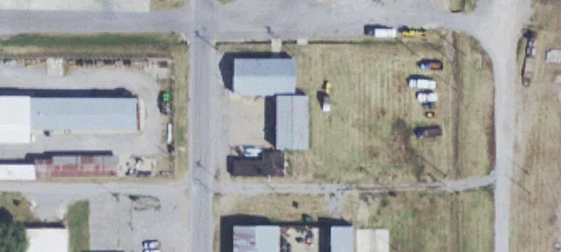 121 Burford Ave