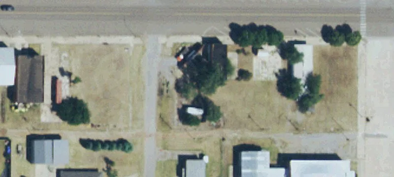 1128 Main St