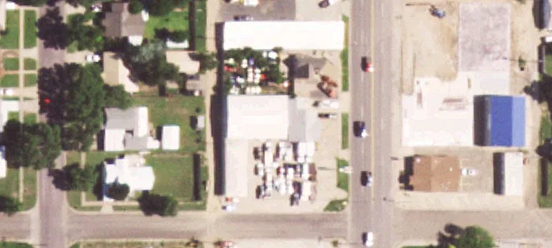 1306 Main St