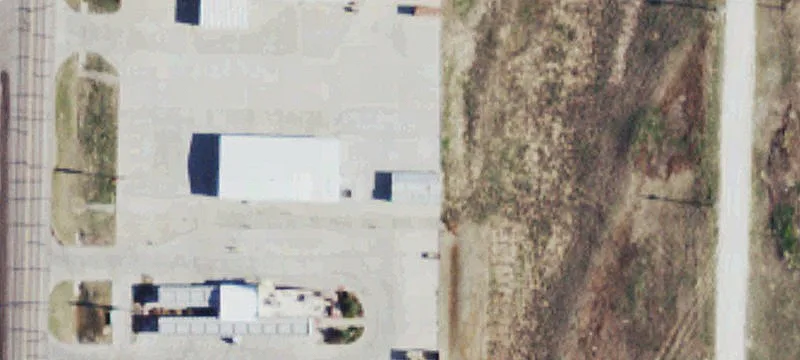 1742 Main St