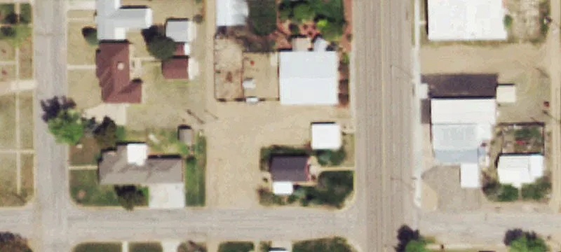 819 Douglas Ave
