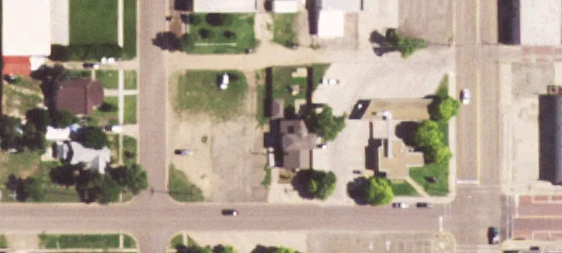 216 4th St