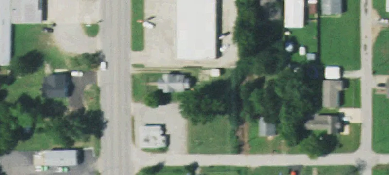 1335 Main St