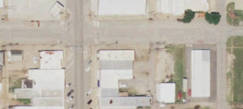 100 Grand Ave