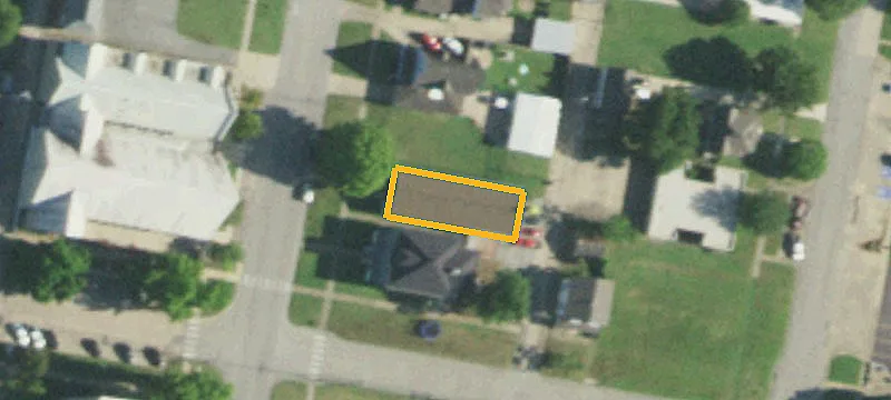 718 Johnstone Ave