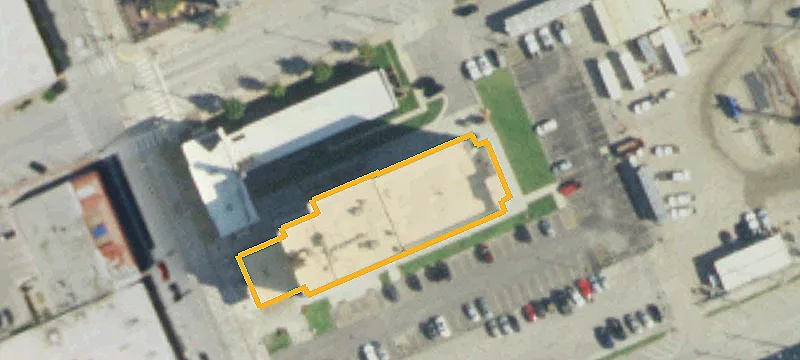 121 Elgin Ave